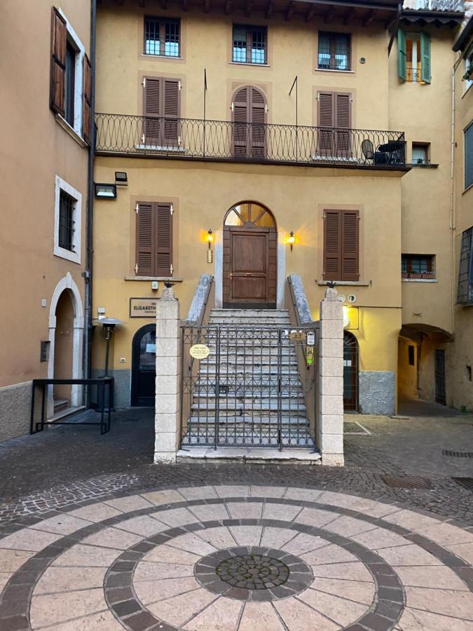Appartamento Antico Teatro Salo Exterior photo